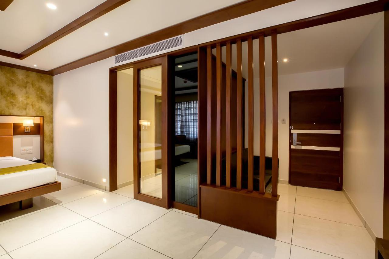 The Fern Residency Vijayapura Hotel Bijapur  Bagian luar foto