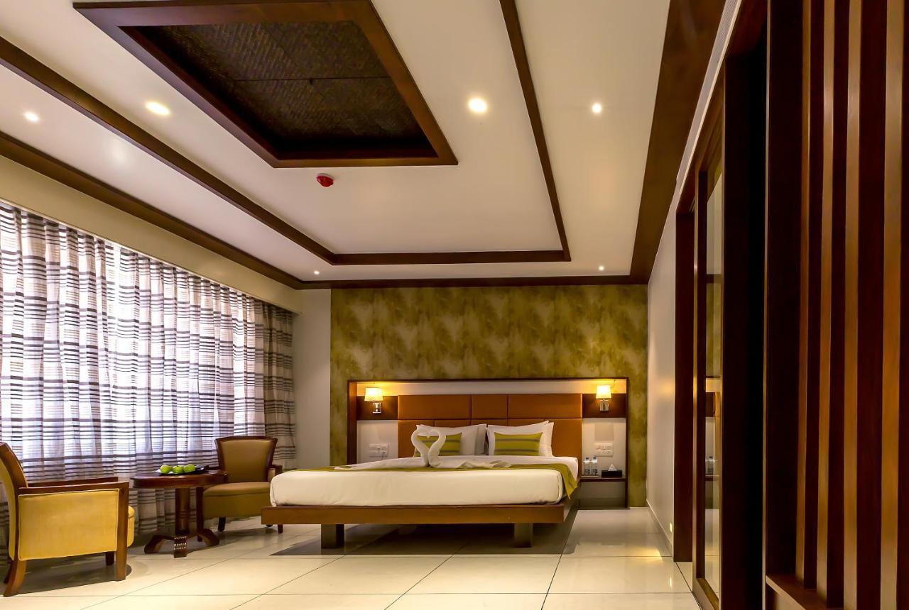 The Fern Residency Vijayapura Hotel Bijapur  Bagian luar foto