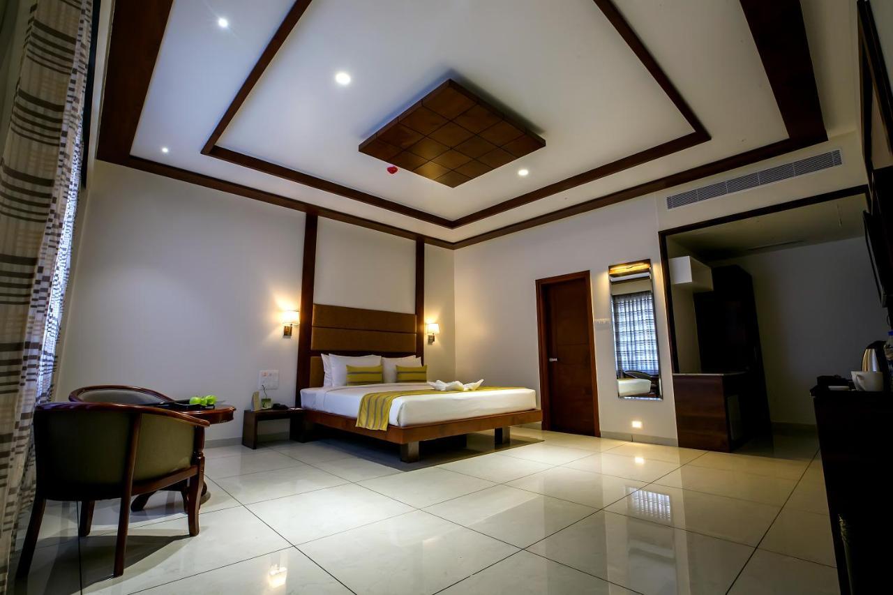 The Fern Residency Vijayapura Hotel Bijapur  Bagian luar foto