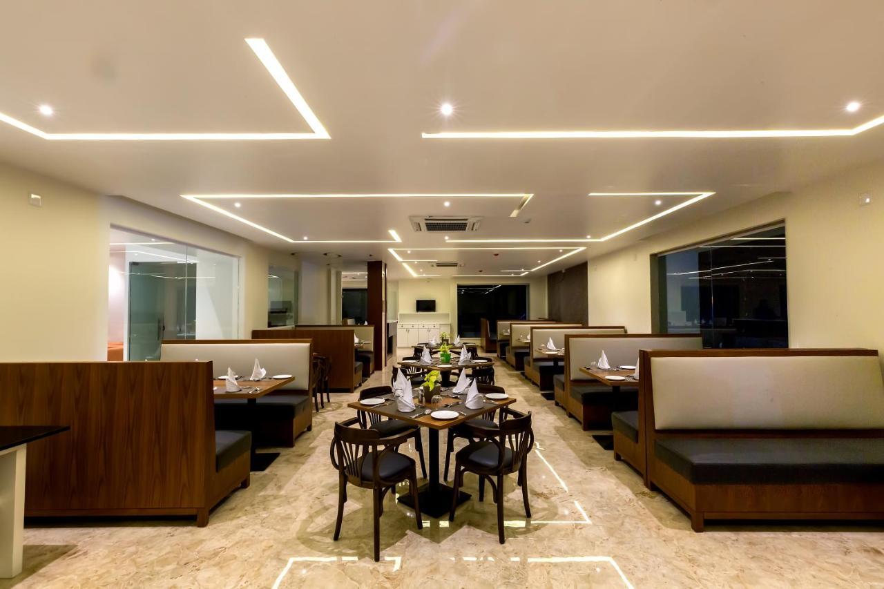 The Fern Residency Vijayapura Hotel Bijapur  Bagian luar foto