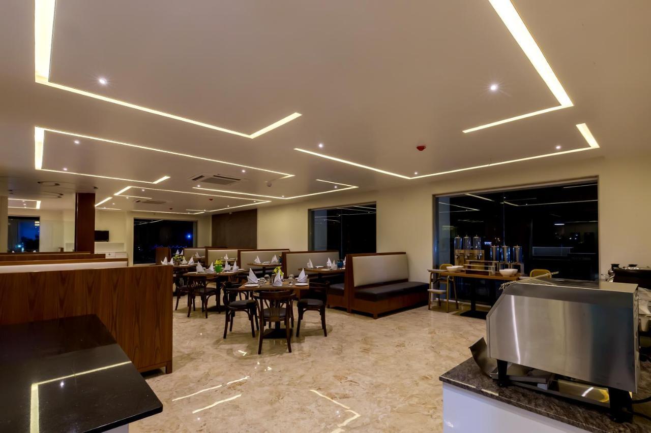 The Fern Residency Vijayapura Hotel Bijapur  Bagian luar foto